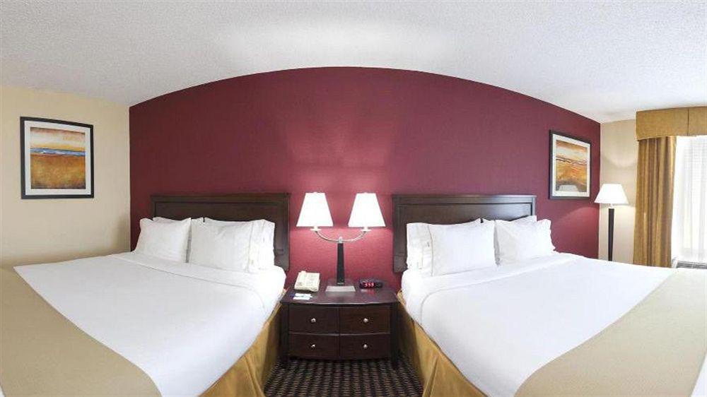 Holiday Inn Express Charleston Us Highway 17 & I-526 By Ihg Exterior foto