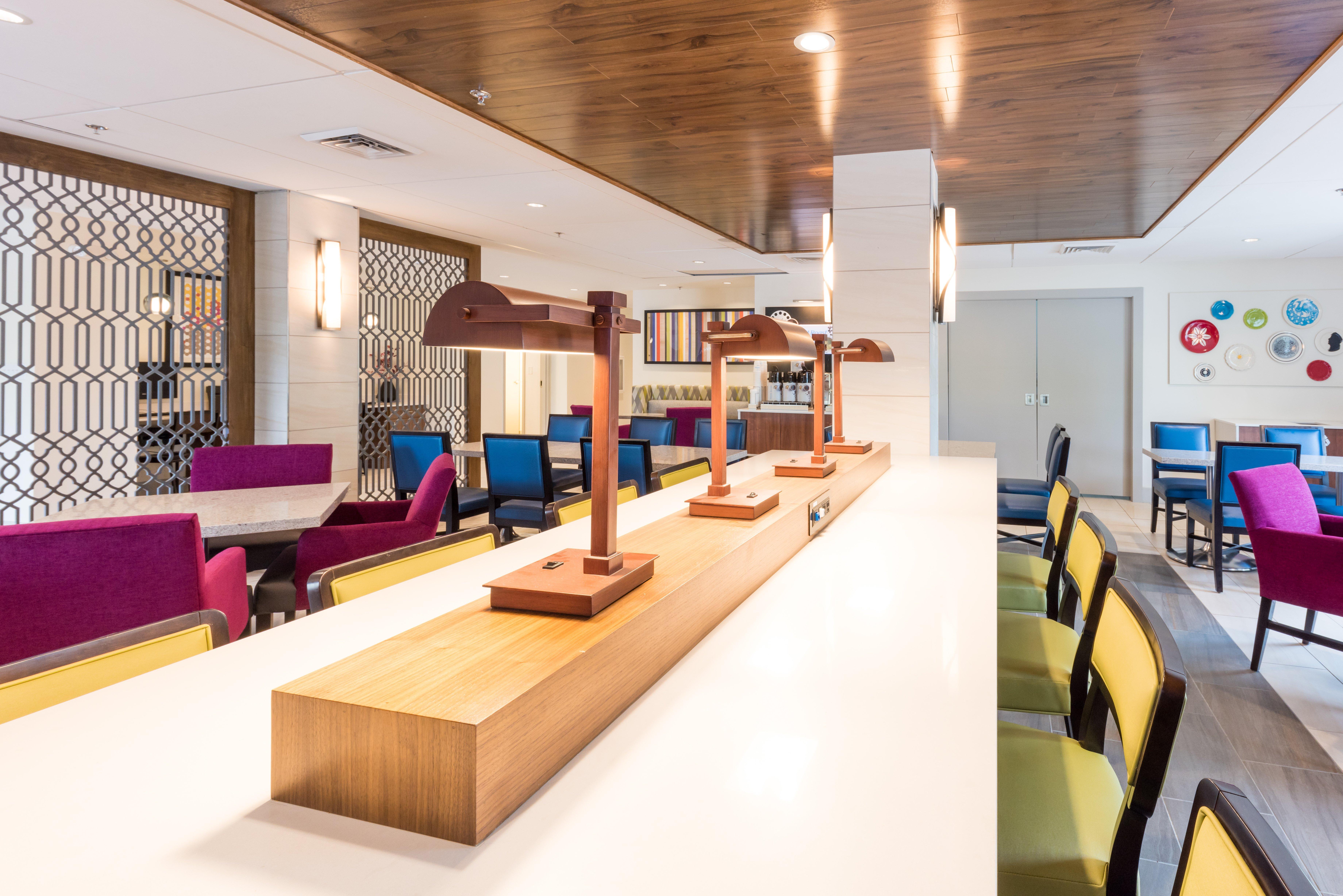 Holiday Inn Express Charleston Us Highway 17 & I-526 By Ihg Exterior foto
