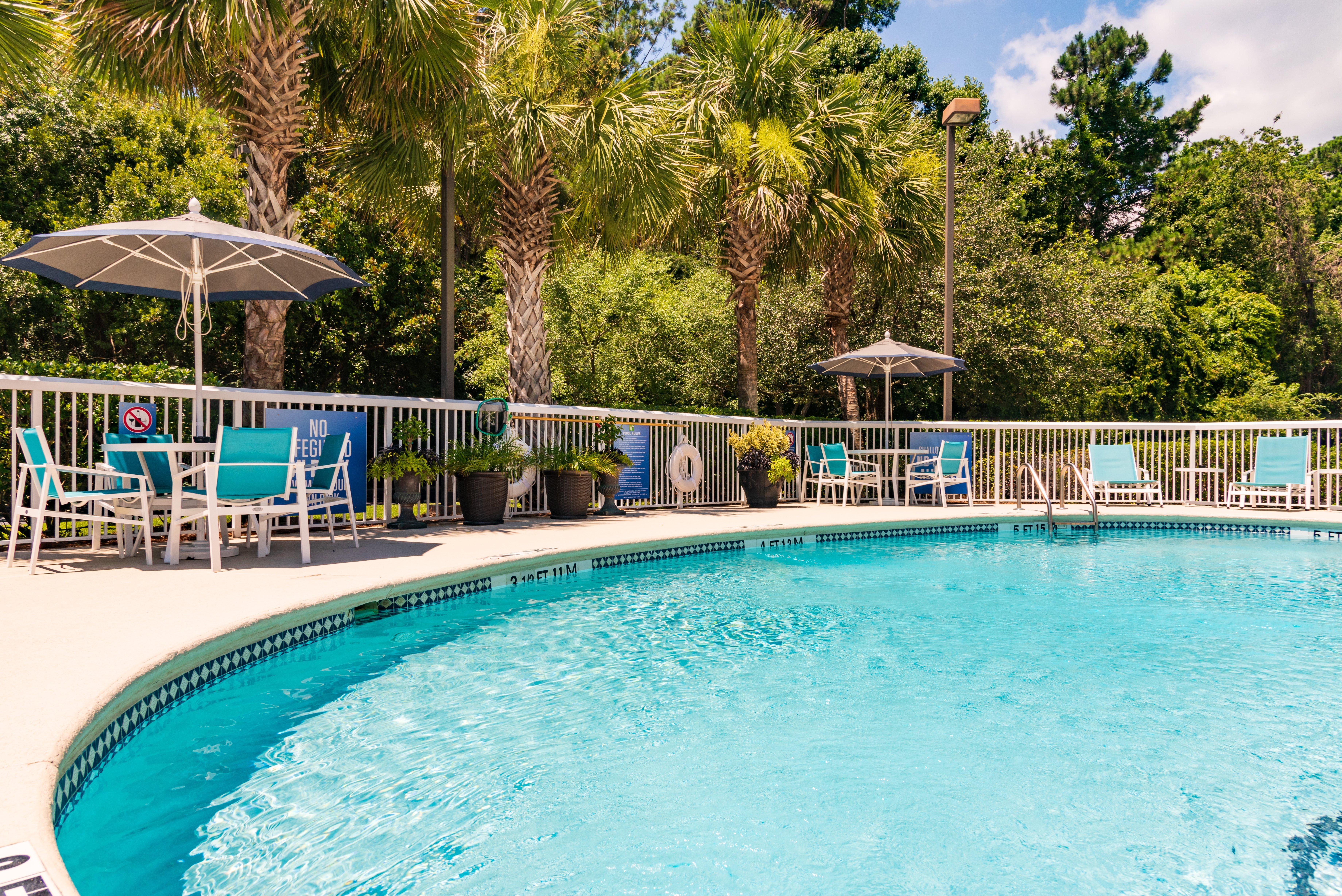 Holiday Inn Express Charleston Us Highway 17 & I-526 By Ihg Exterior foto