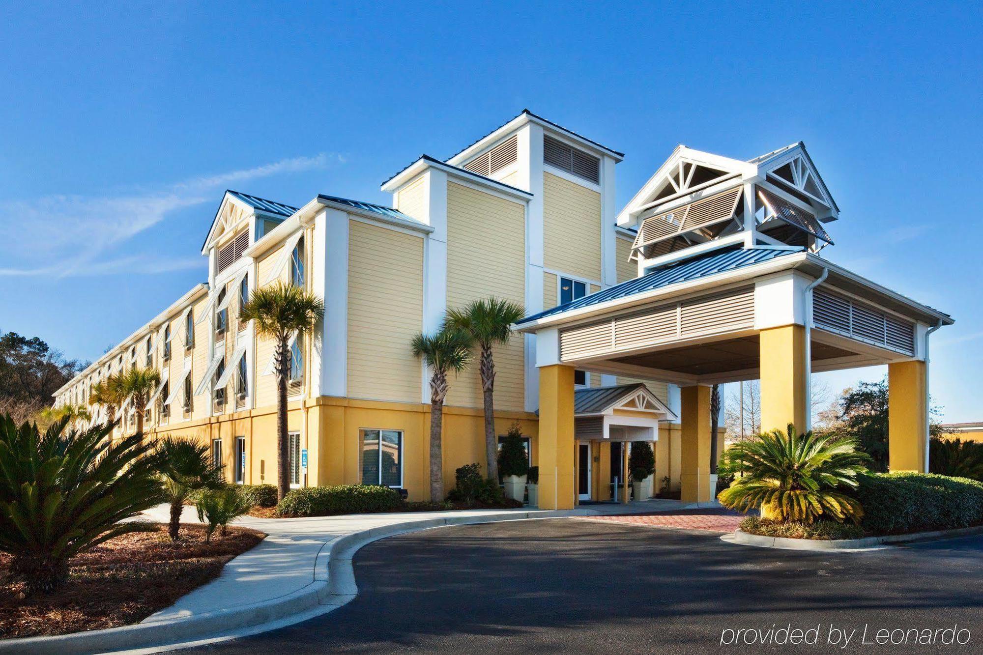 Holiday Inn Express Charleston Us Highway 17 & I-526 By Ihg Exterior foto